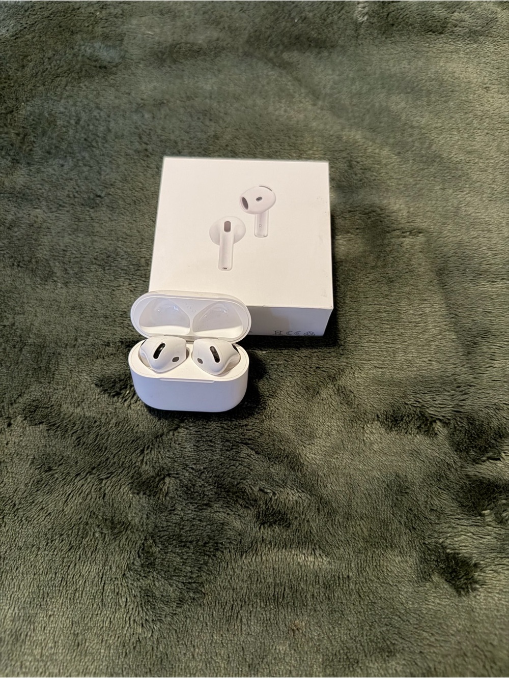 Apple AirPod 4th Generation